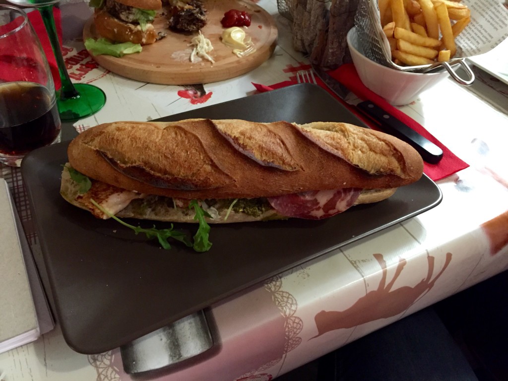 Le croupion qui fume rotisserie Strasbourg burger sandwich tartine